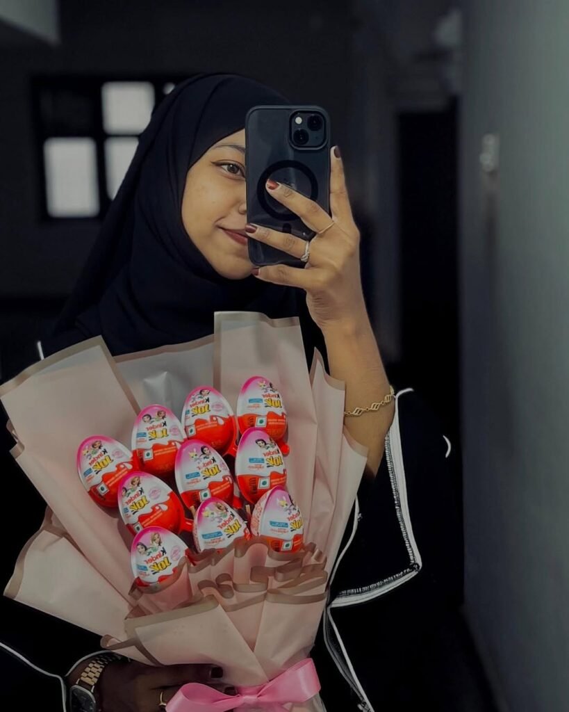 10pcs Kinder Joy Bouquet